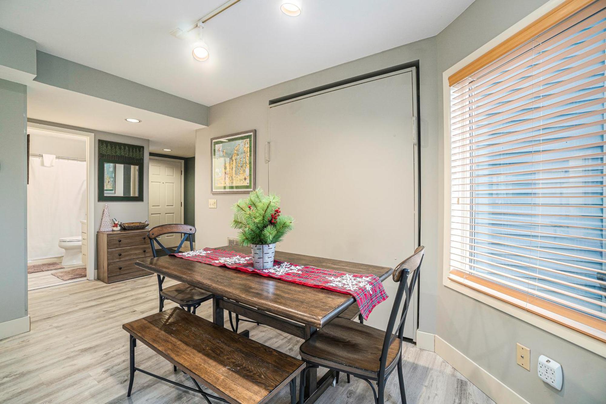 Wintergreen Condos Thompsonville Room photo